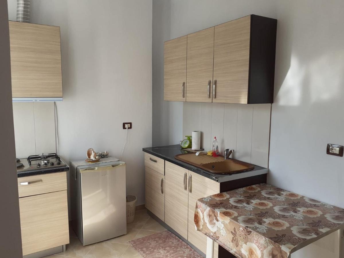 Ili & Eli * Sarandë